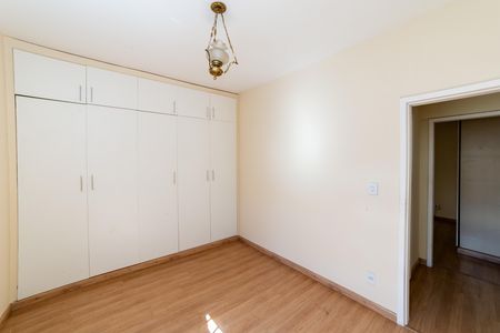 Apartamento para alugar com 120m², 3 quartos e 1 vaga Apartamento para alugar com 120m², 3 quartos e 1 vagaQuarto 2