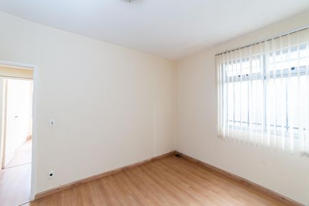 Apartamento para alugar com 120m², 3 quartos e 1 vaga Apartamento para alugar com 120m², 3 quartos e 1 vagaQuarto 1