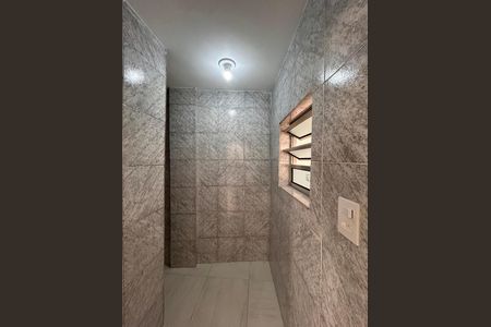 Casa para alugar com 40m², 1 quarto e sem vaga Casa para alugar com 40m², 1 quarto e sem vagaCloset