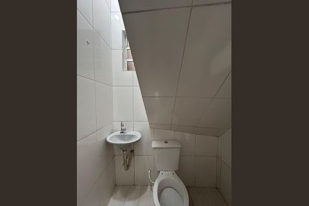Casa para alugar com 40m², 1 quarto e sem vaga Casa para alugar com 40m², 1 quarto e sem vagaBanheiro