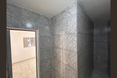 Casa para alugar com 40m², 1 quarto e sem vaga Casa para alugar com 40m², 1 quarto e sem vagaCloset