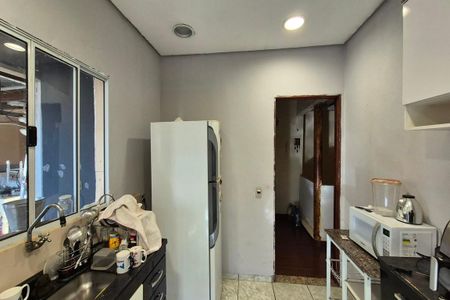 Cozinha   de casa para alugar com 2 quartos, 100m² em Jardim Aeronave de Viracopos, Campinas
