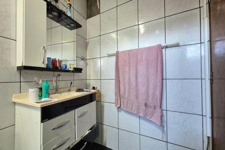 Casa para alugar com 100m², 2 quartos e 1 vaga Casa para alugar com 100m², 2 quartos e 1 vagaBanheiro da Suíte