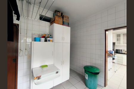 Casa à venda com 500m², 4 quartos e 3 vagas Casa à venda com 500m², 4 quartos e 3 vagasÁrea de Serviço e Banheiro de Serviço