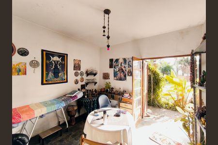 Casa à venda com 500m², 4 quartos e 3 vagas Casa à venda com 500m², 4 quartos e 3 vagasSuíte 3