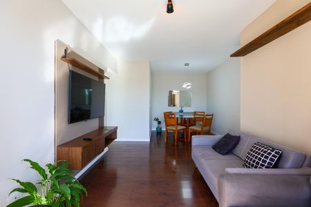 Sala de apartamento para alugar com 2 quartos, 60m² em Jardim Monte Kemel, São Paulo