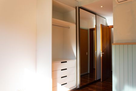 Suíte 2 de casa de condomínio à venda com 5 quartos, 458m² em Jardim dos Estados, São Paulo