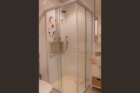 Banheiro da Suíte 2 de casa de condomínio à venda com 5 quartos, 458m² em Jardim dos Estados, São Paulo