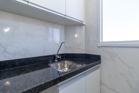 Apartamento para alugar com 46m², 2 quartos e sem vaga Apartamento para alugar com 46m², 2 quartos e sem vagaCozinha e Área de Serviço