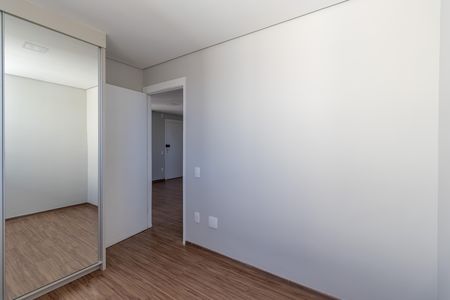 Quarto 2 de apartamento para alugar com 2 quartos, 46m² em São Pedro, Ribeirão das Neves