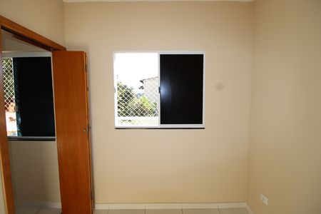 Casa de Condomínio para alugar com 2 quartos, 48m² em Itaquera, São Paulo