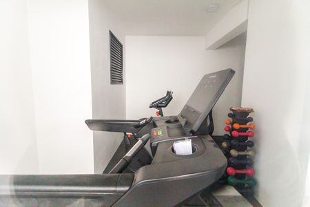 Apartamento à venda com 44m², 2 quartos e 1 vaga Apartamento à venda com 44m², 2 quartos e 1 vagaAcademia