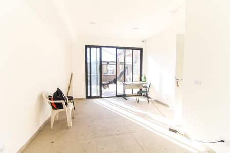 Apartamento à venda com 44m², 2 quartos e 1 vaga Apartamento à venda com 44m², 2 quartos e 1 vagaÁrea comum - Salão de festas