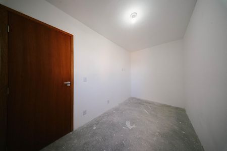 Apartamento à venda com 2 quartos, 42m² em Vila Santana, São Paulo