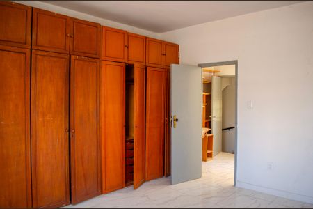 Casa para alugar com 42m², 2 quartos e 2 vagas
