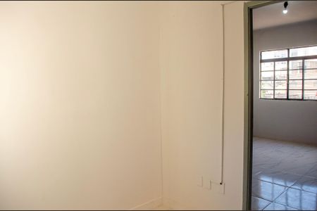 Casa para alugar com 42m², 2 quartos e 2 vagas