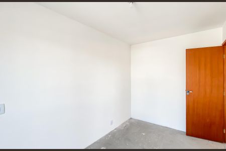 Quarto 1 de apartamento à venda com 2 quartos, 46m² em Vila Santana, São Paulo