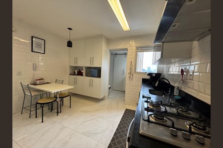 Cozinha de apartamento para alugar com 3 quartos, 113m² em Vila Campesina, Osasco