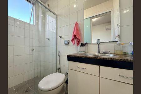 Apartamento à venda com 85m², 3 quartos e 2 vagas Apartamento à venda com 85m², 3 quartos e 2 vagasBanheiro 1