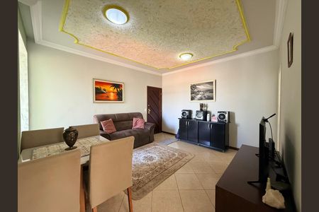 Apartamento à venda com 85m², 3 quartos e 2 vagas Apartamento à venda com 85m², 3 quartos e 2 vagasSala