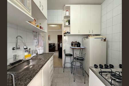 Apartamento à venda com 85m², 3 quartos e 2 vagas Apartamento à venda com 85m², 3 quartos e 2 vagasCozinha
