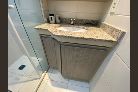 Apartamento para alugar com 61m², 2 quartos e 1 vagaBanheiro Social