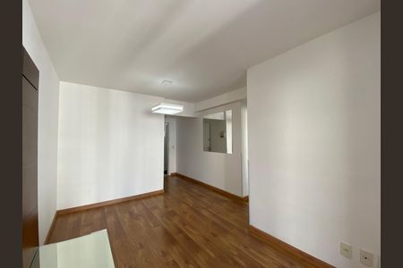 Apartamento para alugar com 61m², 2 quartos e 1 vagaSala