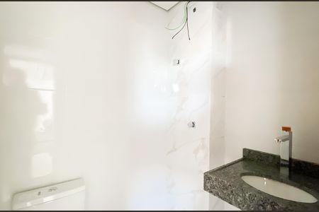 Banheiro de apartamento à venda com 2 quartos, 36m² em Vila Santana, São Paulo