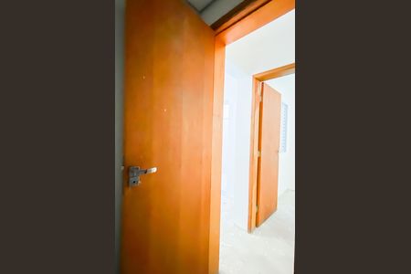 Banheiro de apartamento à venda com 2 quartos, 36m² em Vila Santana, São Paulo