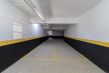Garagem de apartamento à venda com 2 quartos, 42m² em Vila Santana, São Paulo