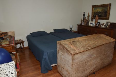 Apartamento à venda com 285m², 3 quartos e 3 vagas Apartamento à venda com 285m², 3 quartos e 3 vagasSuite 2