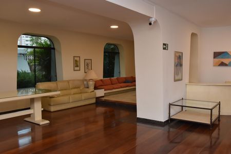 Apartamento à venda com 285m², 3 quartos e 3 vagas Apartamento à venda com 285m², 3 quartos e 3 vagasÁrea comum - Salão de festas