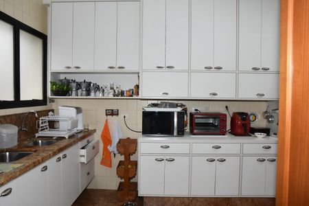 Cozinha de apartamento à venda com 3 quartos, 285m² em Bela Vista, Jundiaí