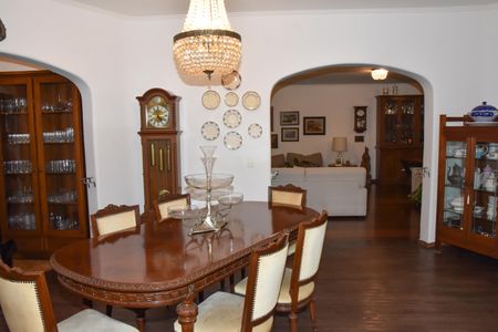 Apartamento à venda com 285m², 3 quartos e 3 vagas Apartamento à venda com 285m², 3 quartos e 3 vagasSala de Jantar