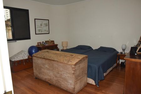 Apartamento à venda com 285m², 3 quartos e 3 vagas Apartamento à venda com 285m², 3 quartos e 3 vagasSuite 2