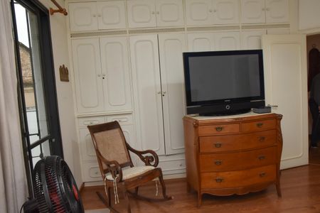 Apartamento à venda com 285m², 3 quartos e 3 vagas Apartamento à venda com 285m², 3 quartos e 3 vagasSuíte 1