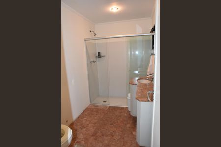 Apartamento à venda com 285m², 3 quartos e 3 vagas Apartamento à venda com 285m², 3 quartos e 3 vagasBanheiro Social
