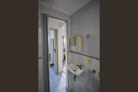 Banheiro de kitnet/studio para alugar com 1 quarto, 33m² em Assunção, São Bernardo do Campo