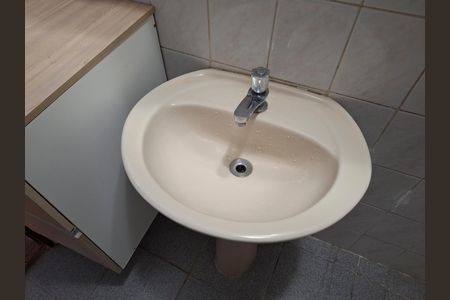 Casa para alugar com 87m², 3 quartos e 1 vaga Casa para alugar com 87m², 3 quartos e 1 vagaBanheiro 2
