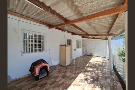 Quintal de casa para alugar com 3 quartos, 87m² em Jardim Peri, São Paulo