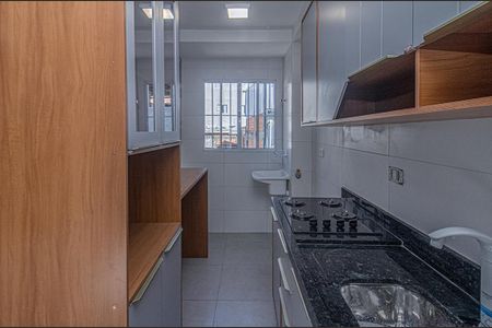 cozinha e área de serviço compartilhadas_3 de apartamento para alugar com 1 quarto, 27m² em São João Climaco, São Paulo