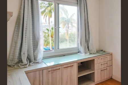 Apartamento para alugar com 81m², 2 quartos e 1 vaga Apartamento para alugar com 81m², 2 quartos e 1 vagaQuarto