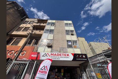 Fachada de apartamento para alugar com 1 quarto, 28m² em Menino Deus, Porto Alegre