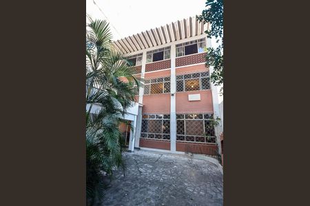 Fachada de casa à venda com 4 quartos, 300m² em Maracanã, Rio de Janeiro
