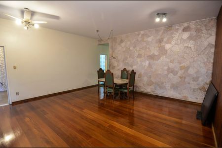 Sala de casa à venda com 4 quartos, 300m² em Maracanã, Rio de Janeiro