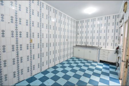 Casa à venda com 300m², 4 quartos e 2 vagas Casa à venda com 300m², 4 quartos e 2 vagasCozinha