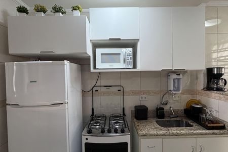 Cozinha e Área de Serviço de apartamento para alugar com 1 quarto, 49m² em Gonzaga, Santos