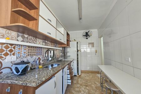 Apartamento para alugar com 110m², 2 quartos e 1 vaga