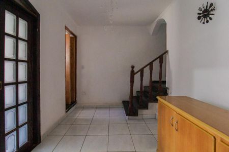 Casa para alugar com 100m², 2 quartos e 1 vaga