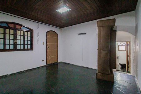 Casa para alugar com 100m², 2 quartos e 1 vaga